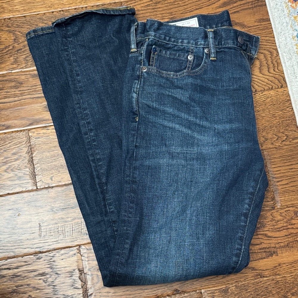 GAP Men's Dark Blue Straight Jeans